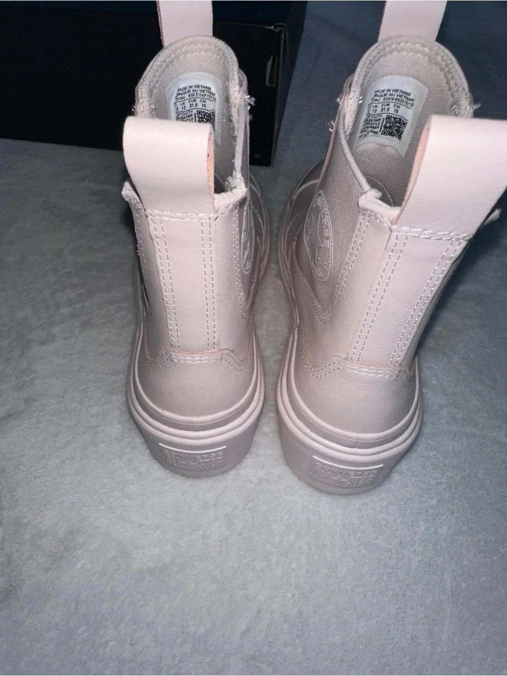 Converse Chuck Taylor All Star Lugged Leather Chelsea Boot Girls Sz 13.5 Blush